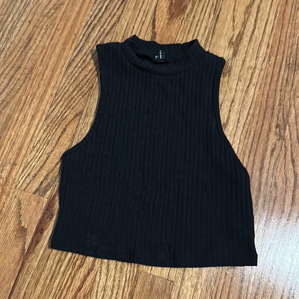 shein black halter crop top